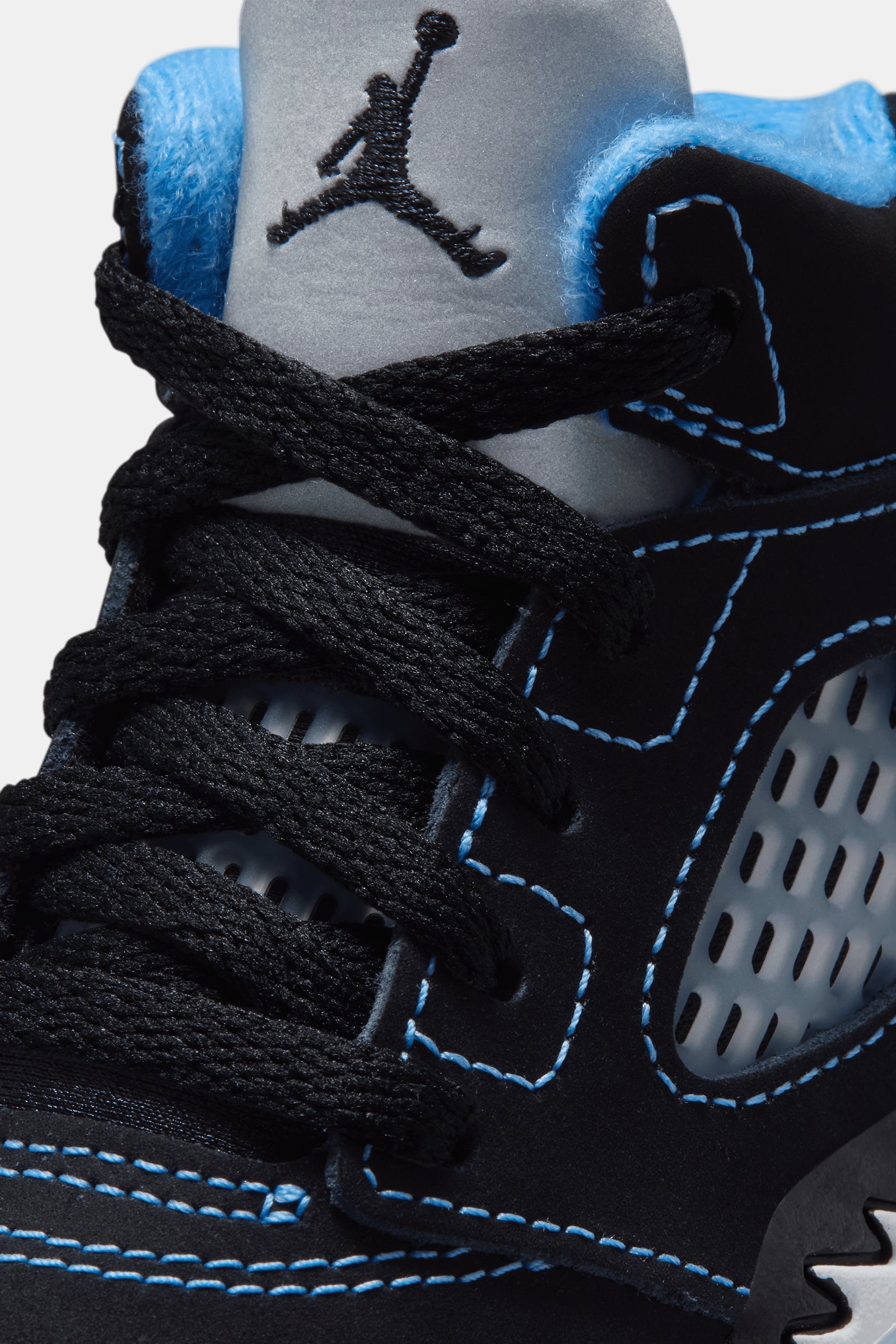 Jordan 5 "Black Carolina" (TD)