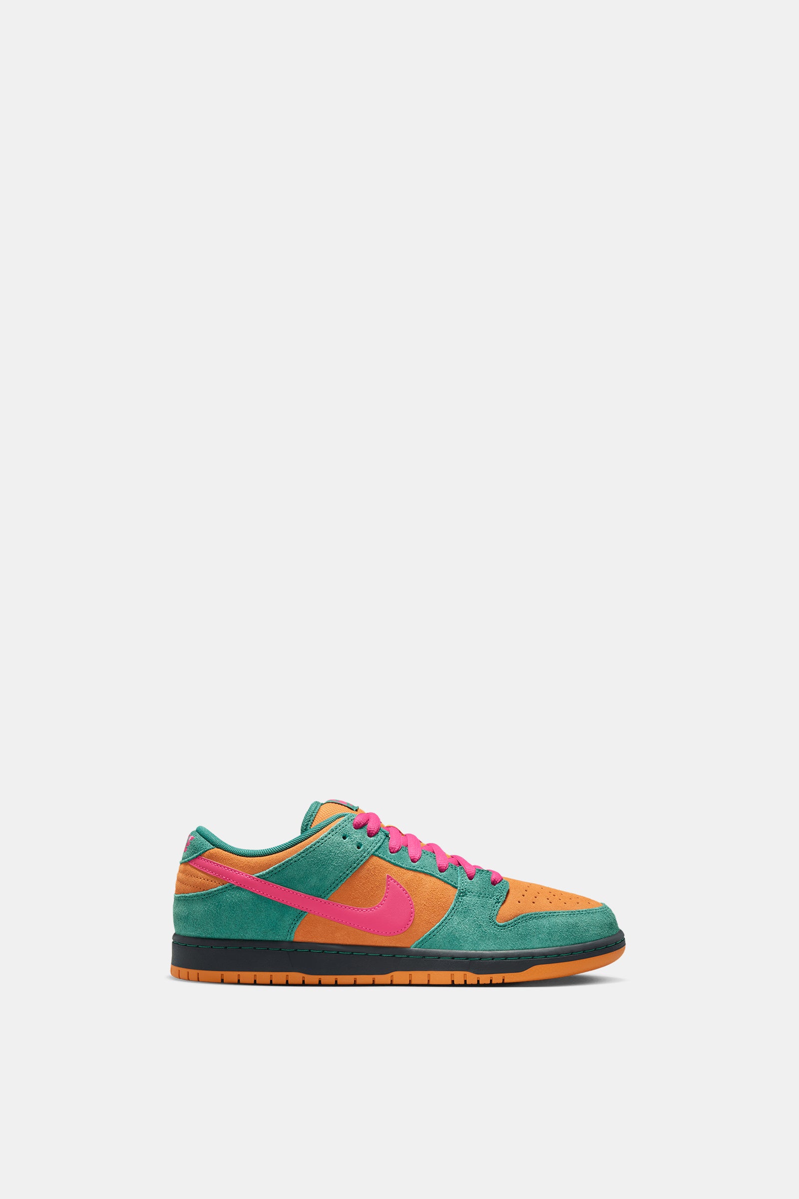 Nike SB Dunk Low Pro