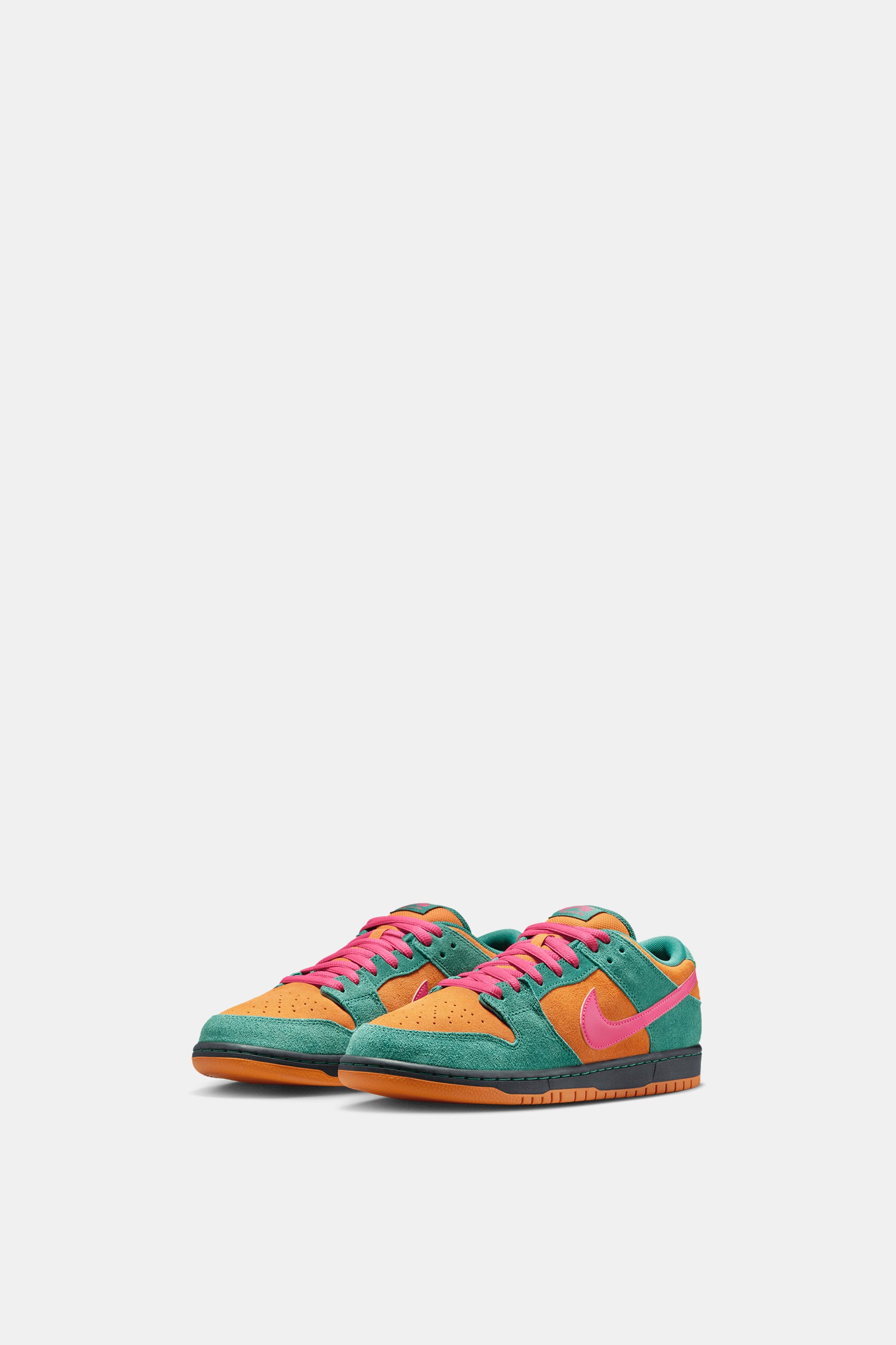 Nike SB Dunk Low Pro