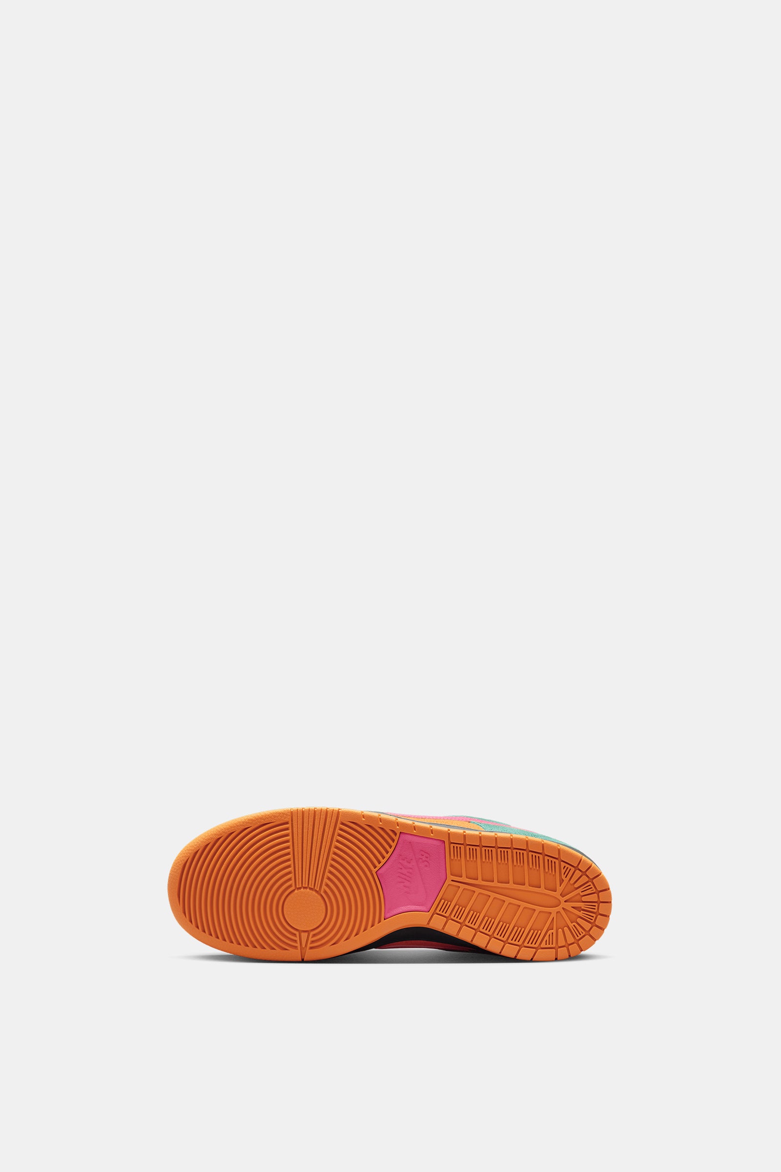 Nike SB Dunk Low Pro