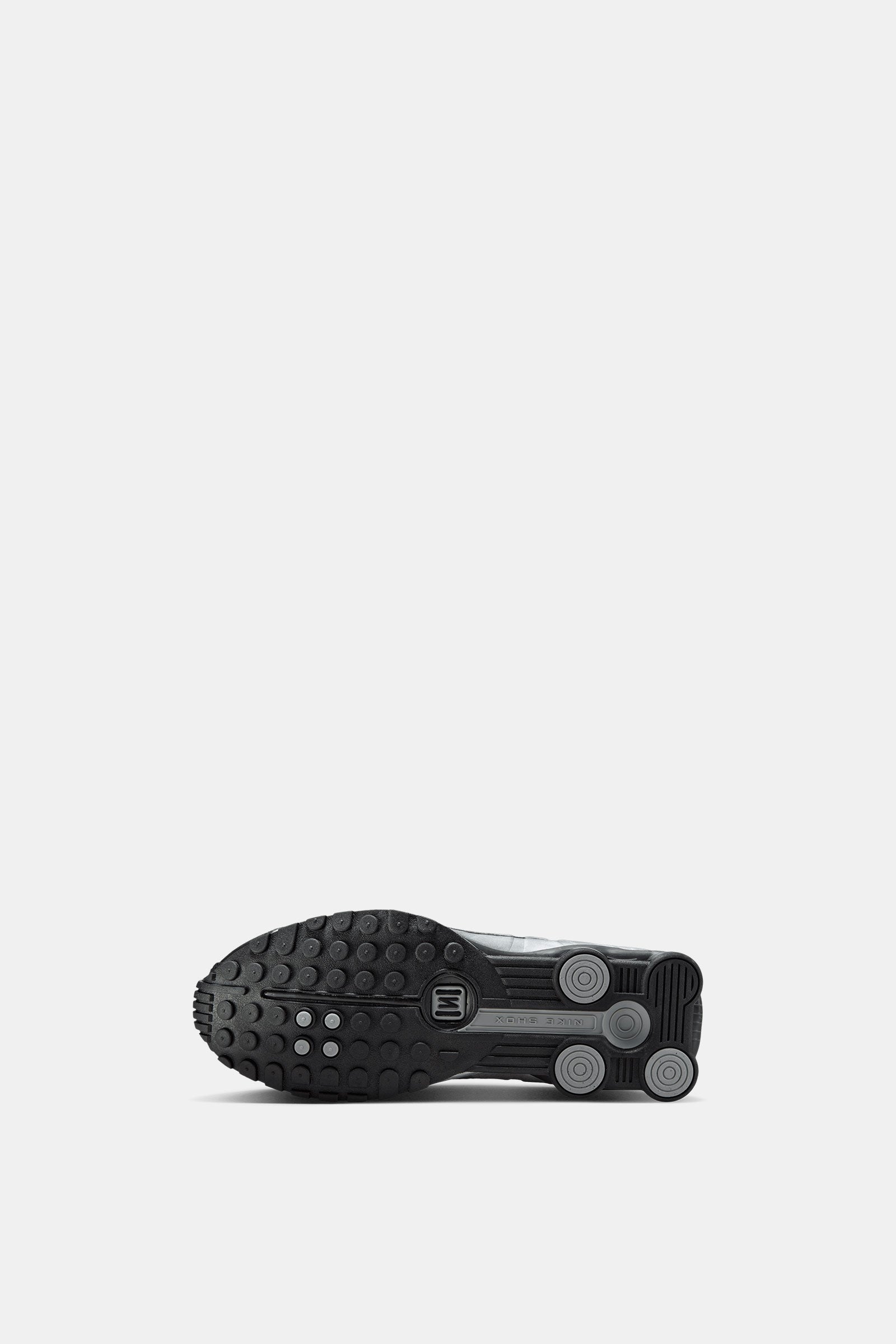 Nike Shox R4