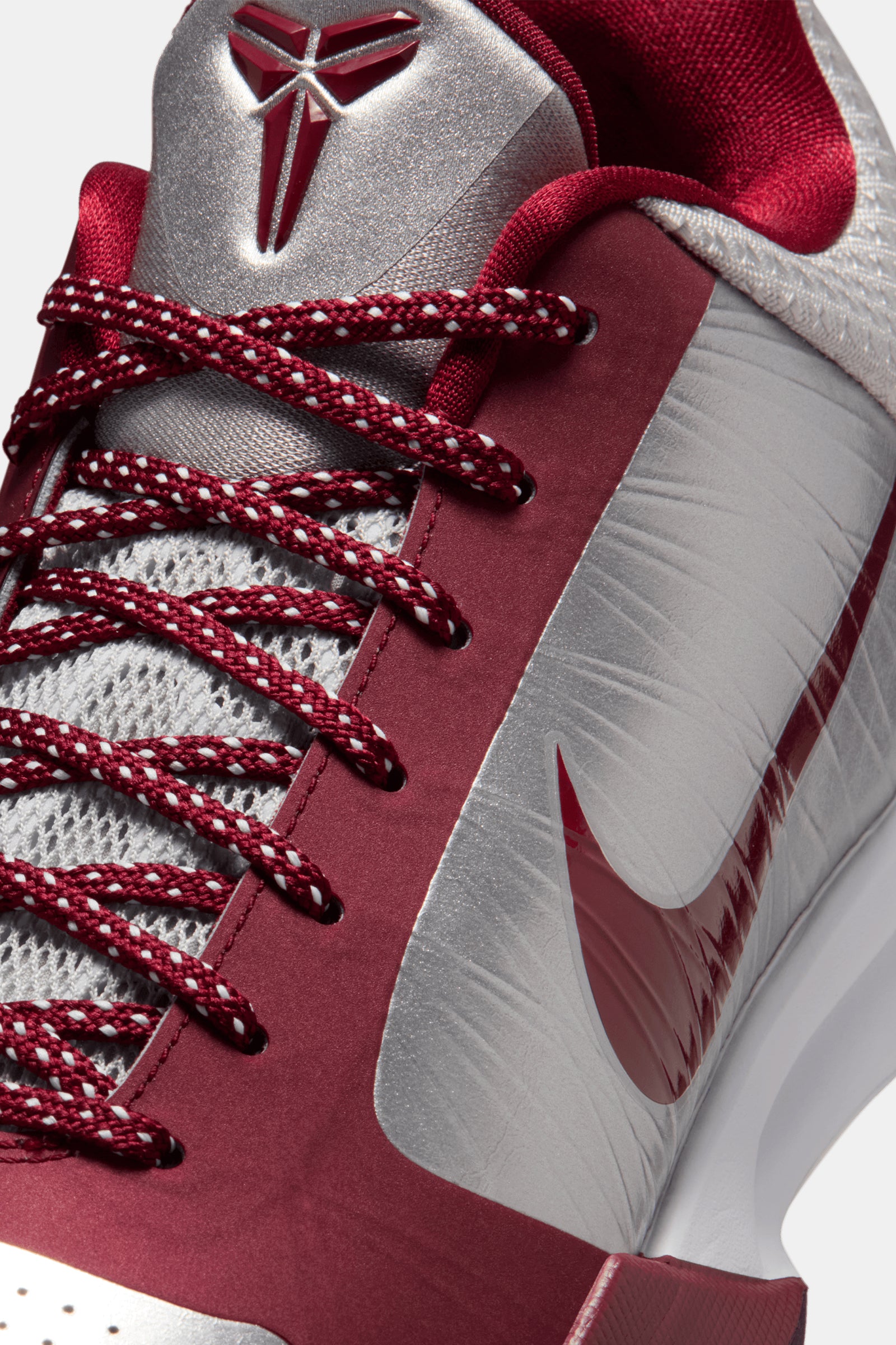 Kobe V Protro "Lower Merion Aces"