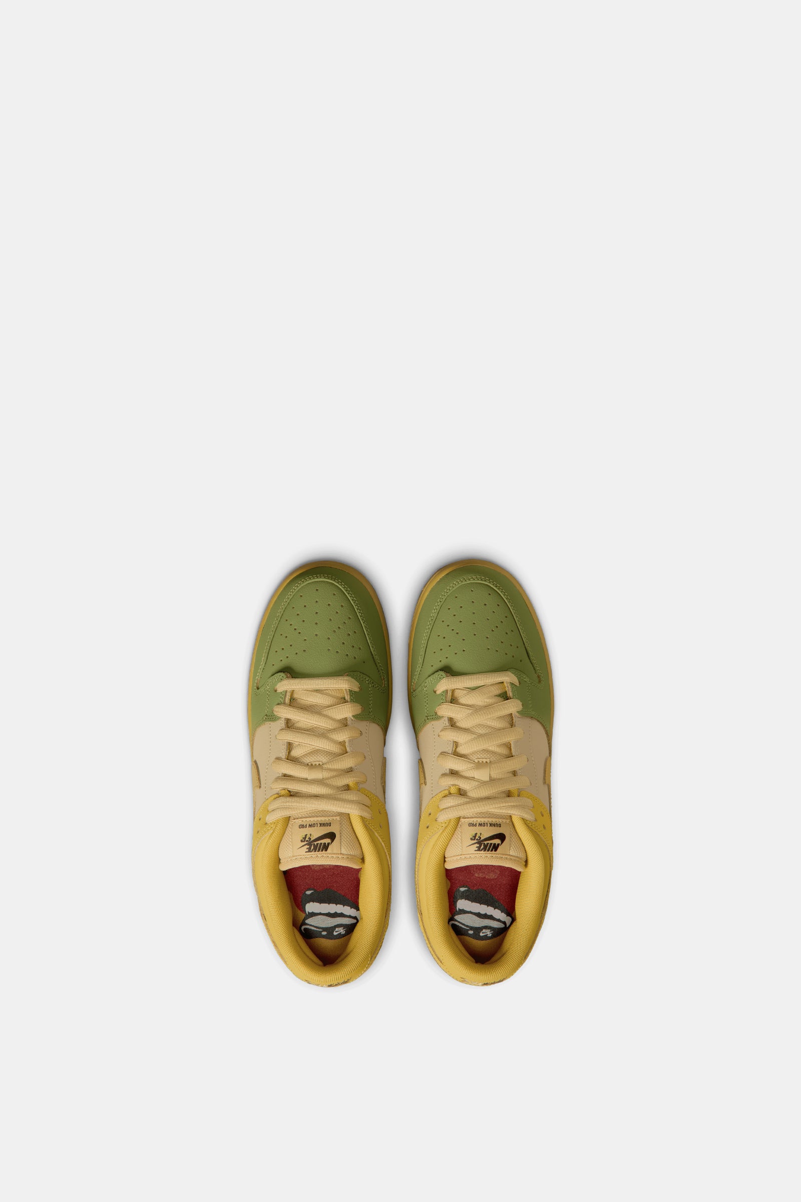 Nike SB Dunk Low Pro