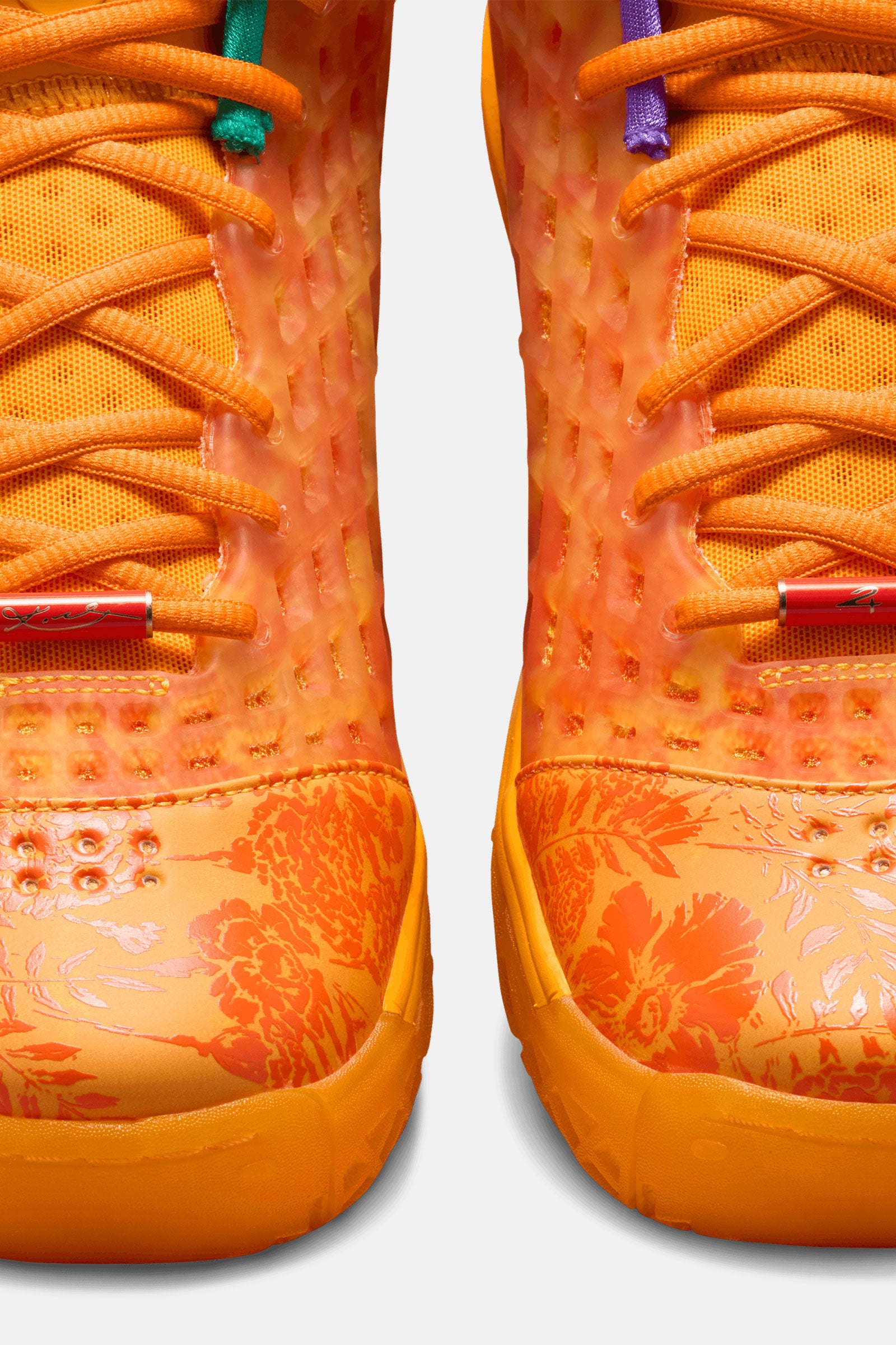 Kobe 3 Low Protro "Mamba Eterno"
