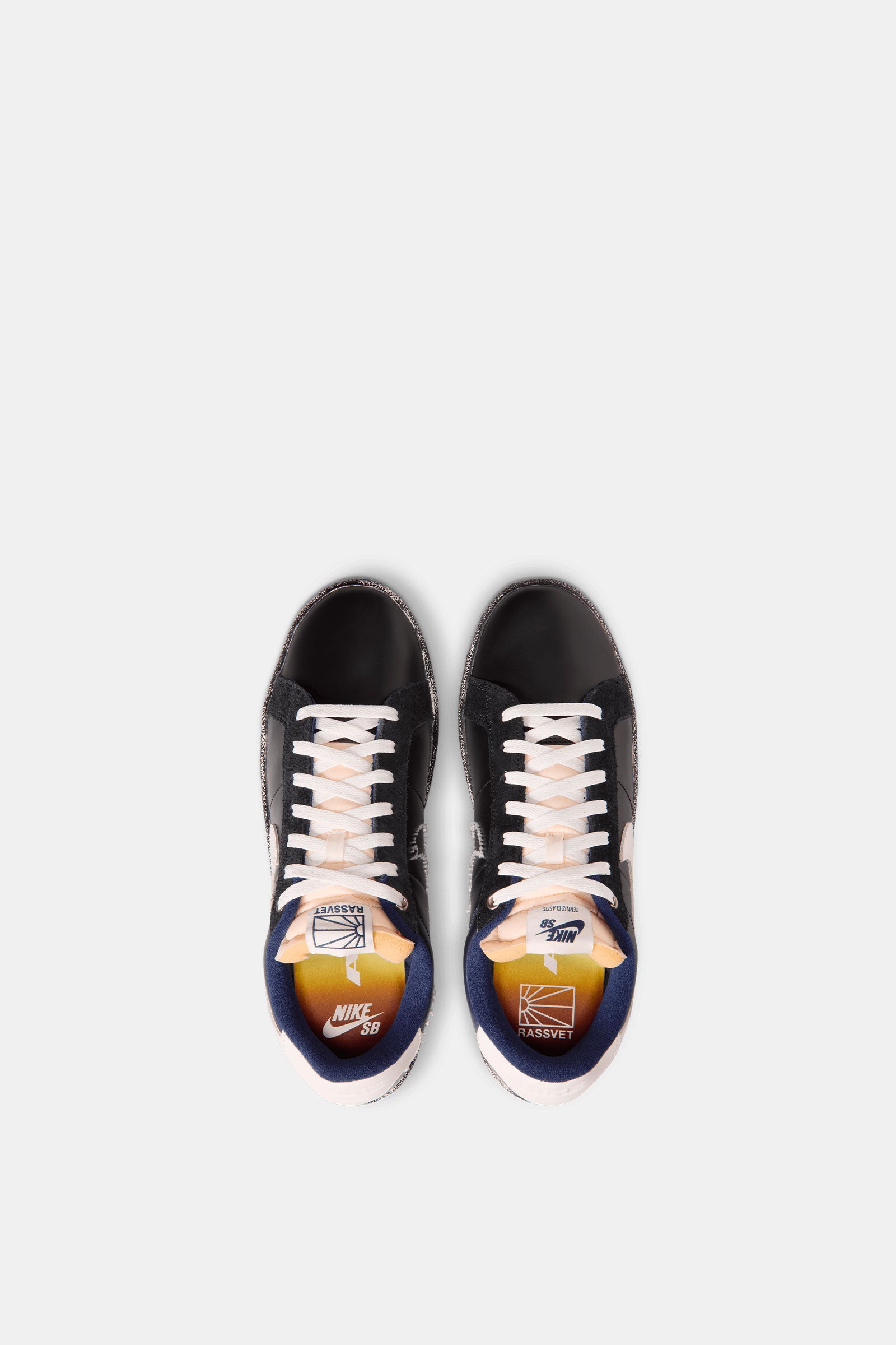 Nike SB Zoom Tennis Classic x Rassvet