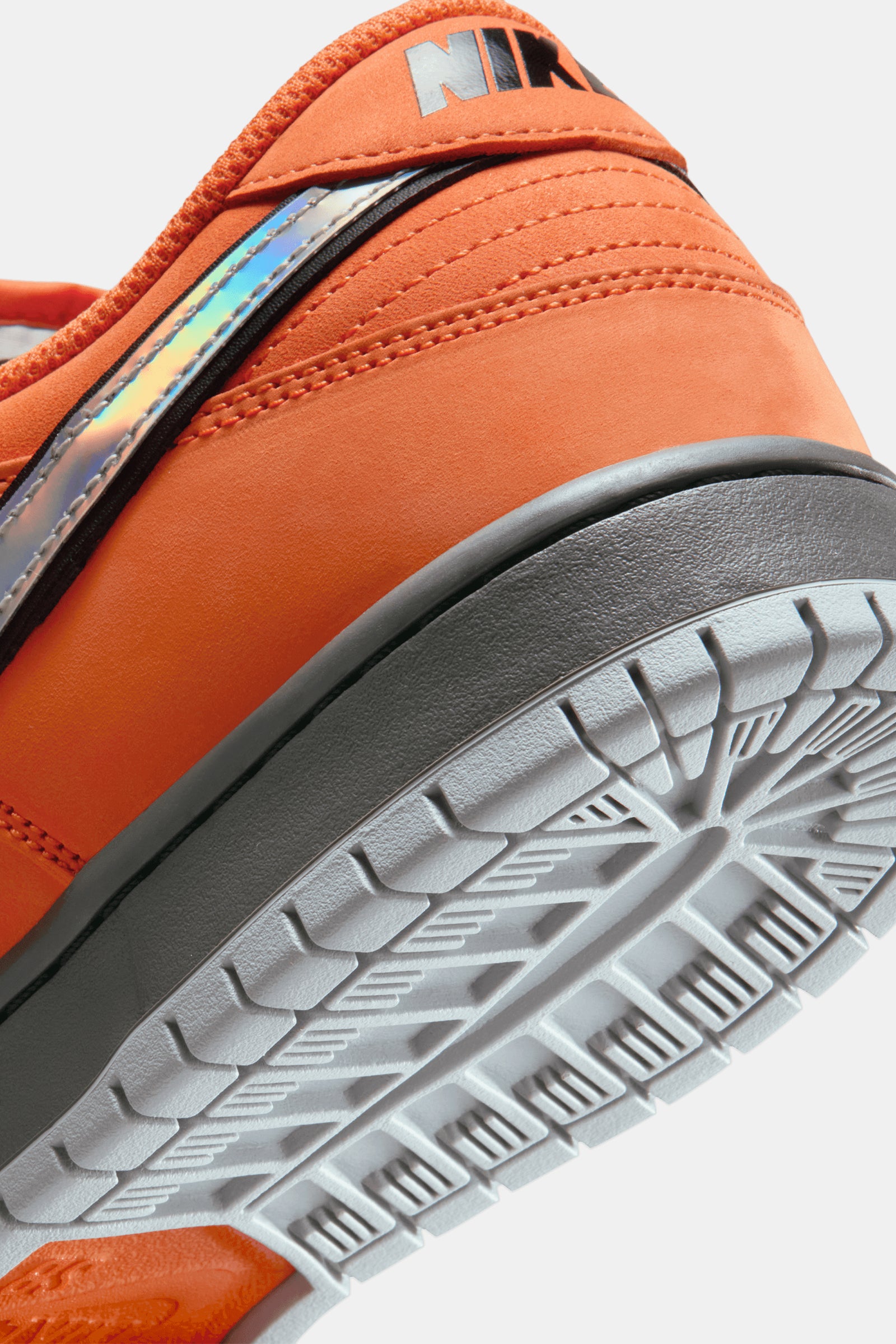 Nike SB Dunk Low Pro