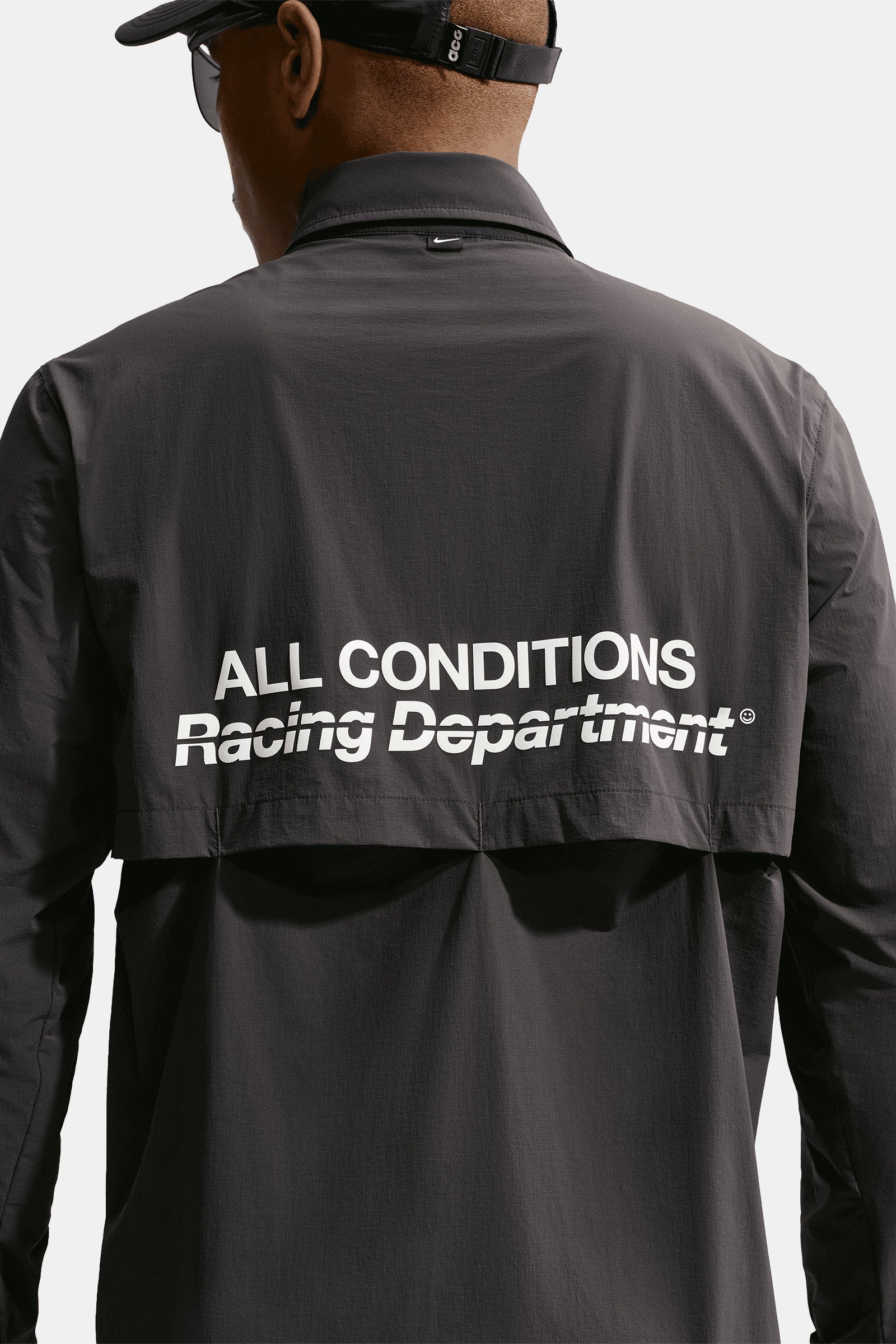 ACG "Aireez" UV-Resistant Button-Up Long Sleeve Graphic Top