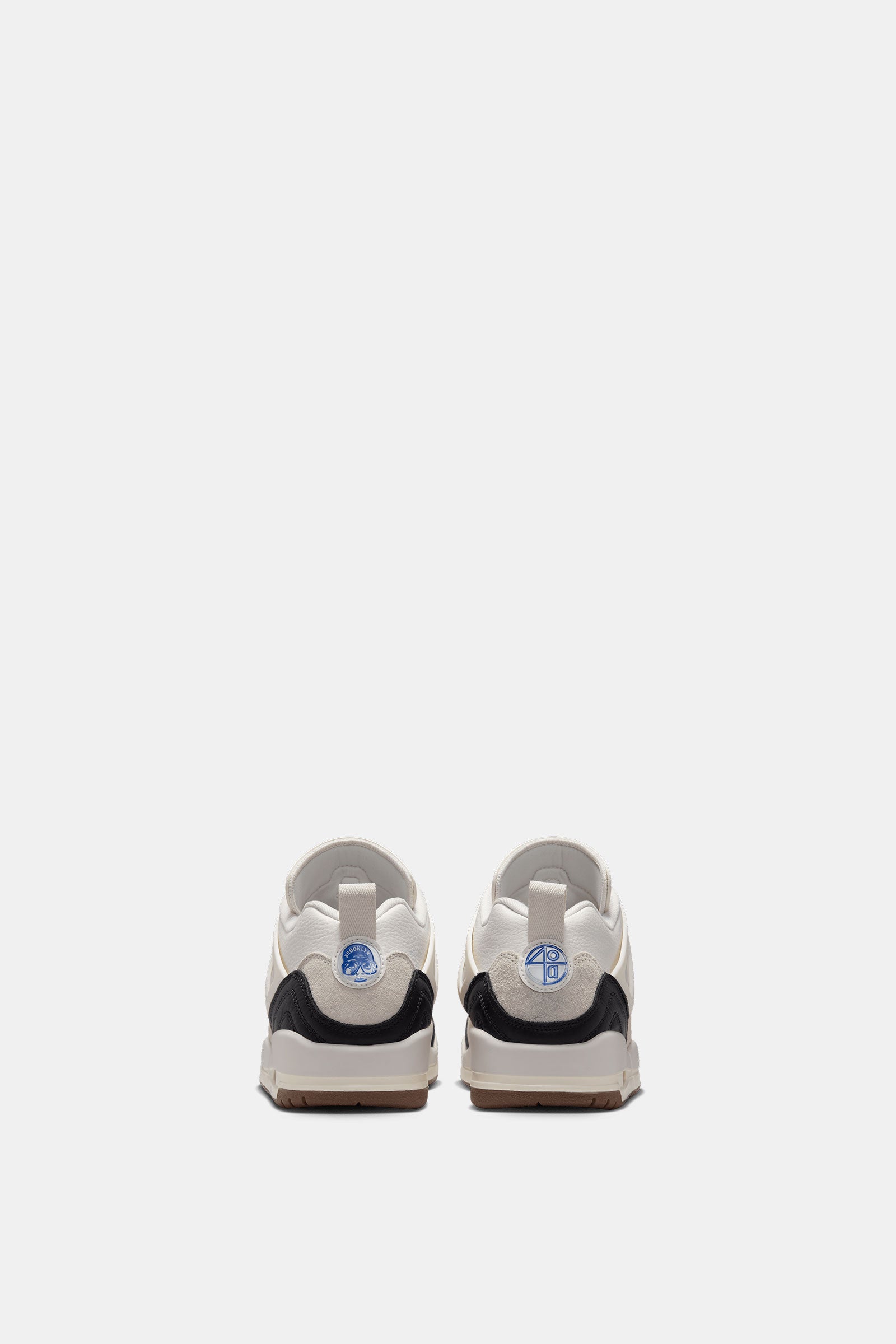 Jordan Spizike Low