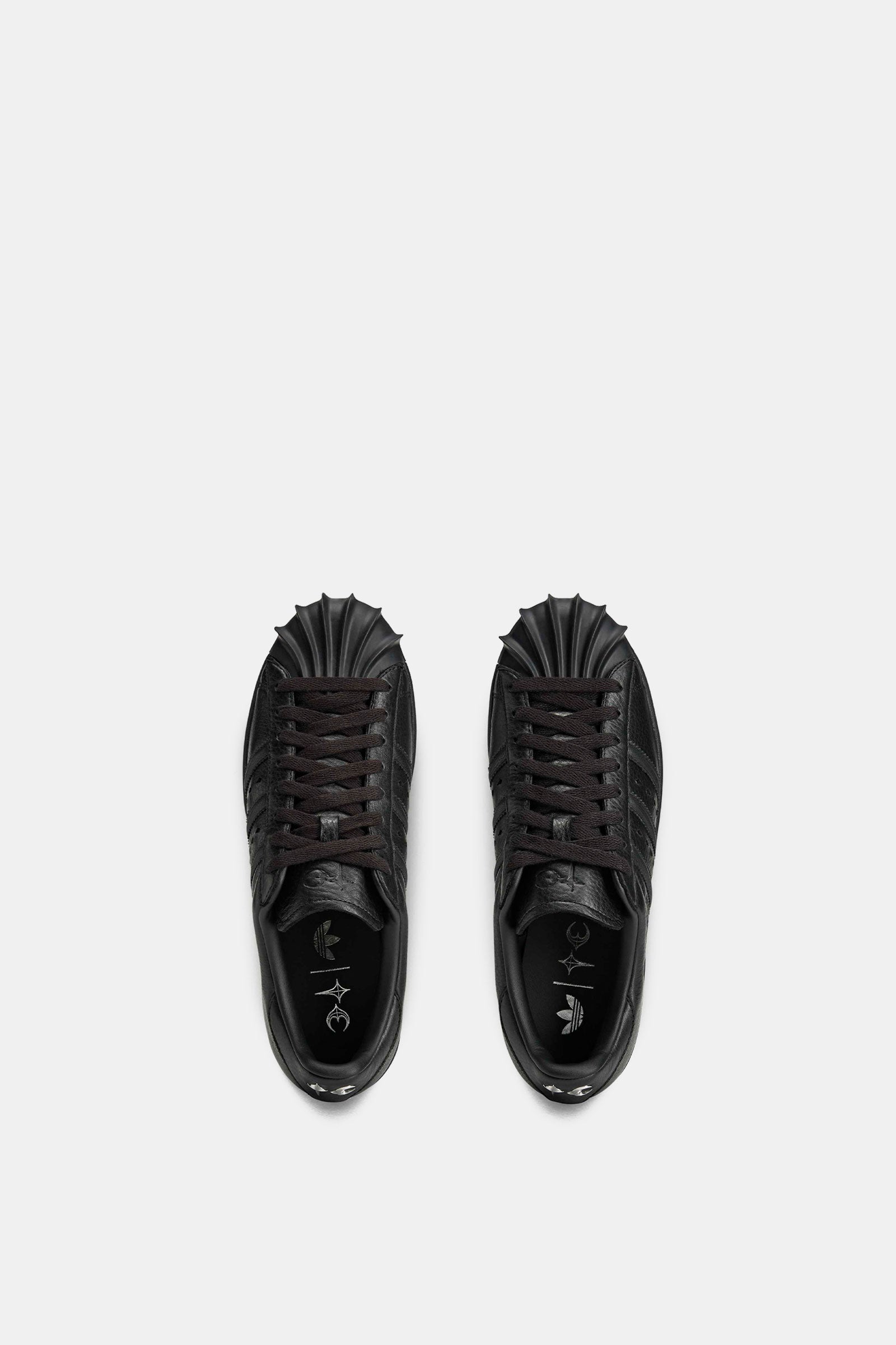 Superstar Vintage "Thug Club"