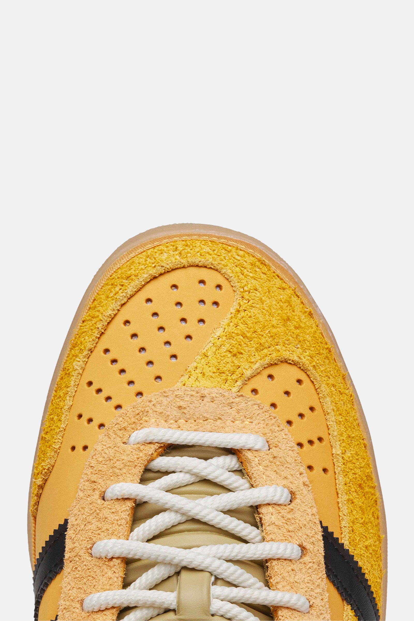 Bad Bunny Gazelle Indoor