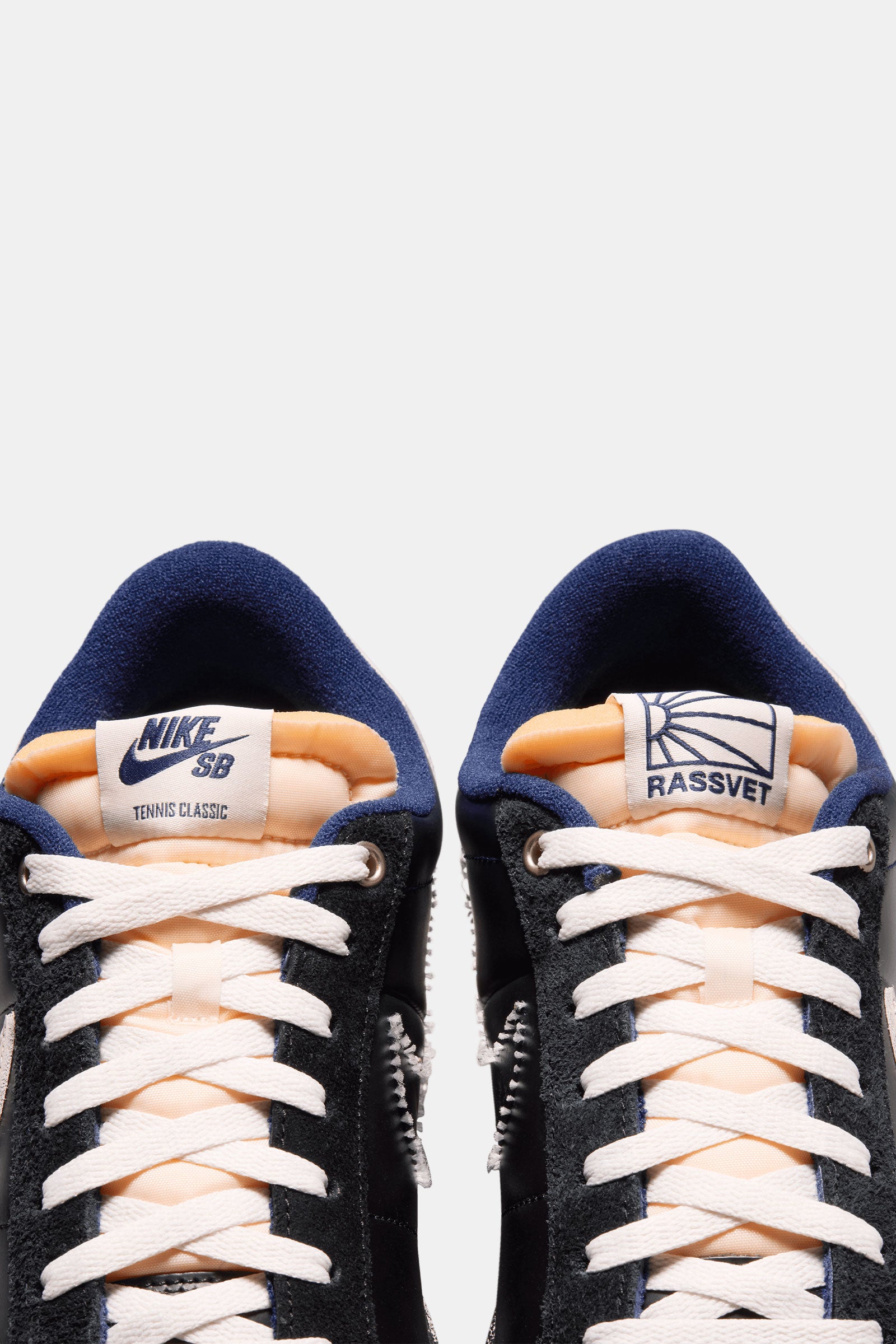 Nike SB Zoom Tennis Classic x Rassvet