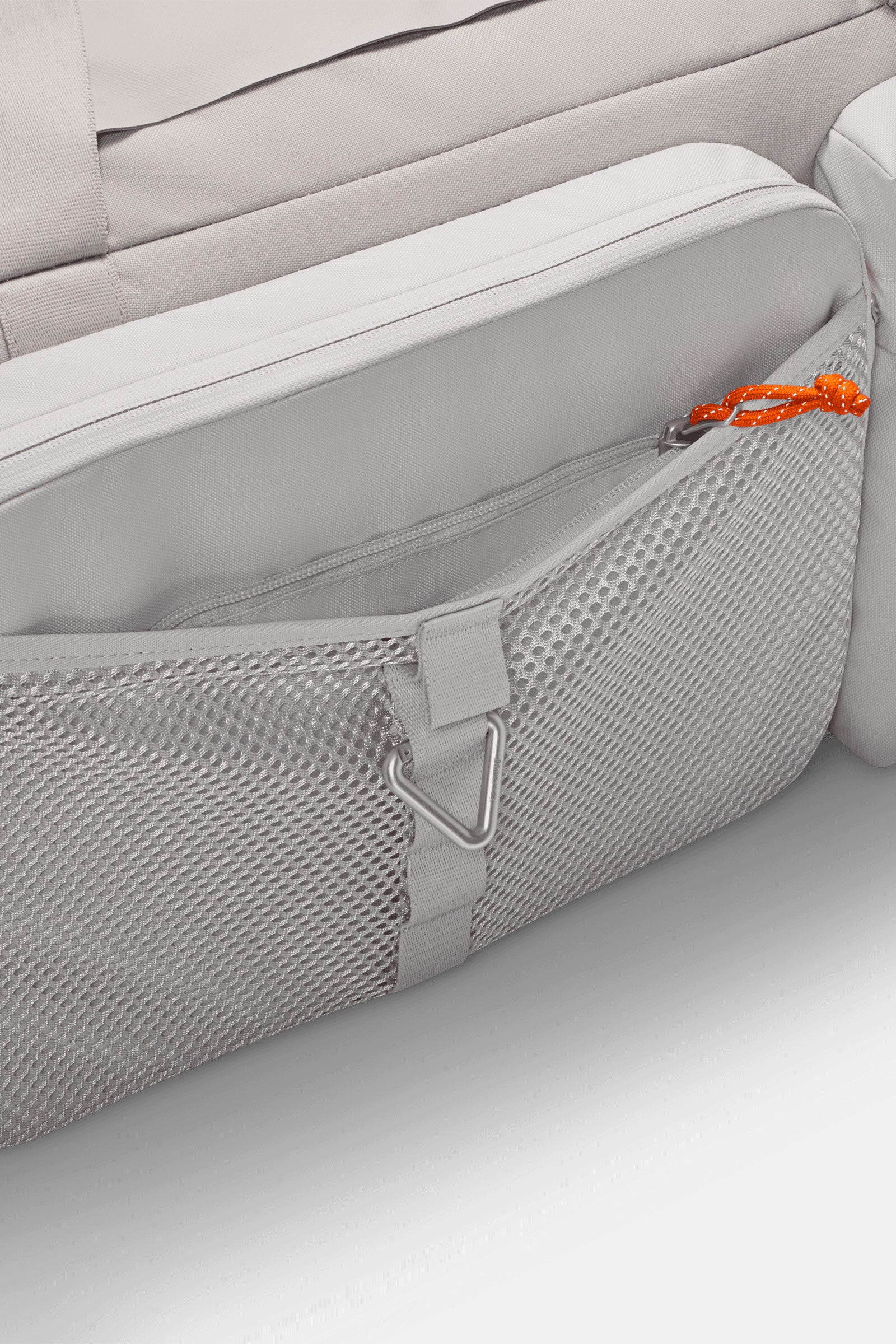 Nike ACG "DAYMAX" Duffle Bag (60L)