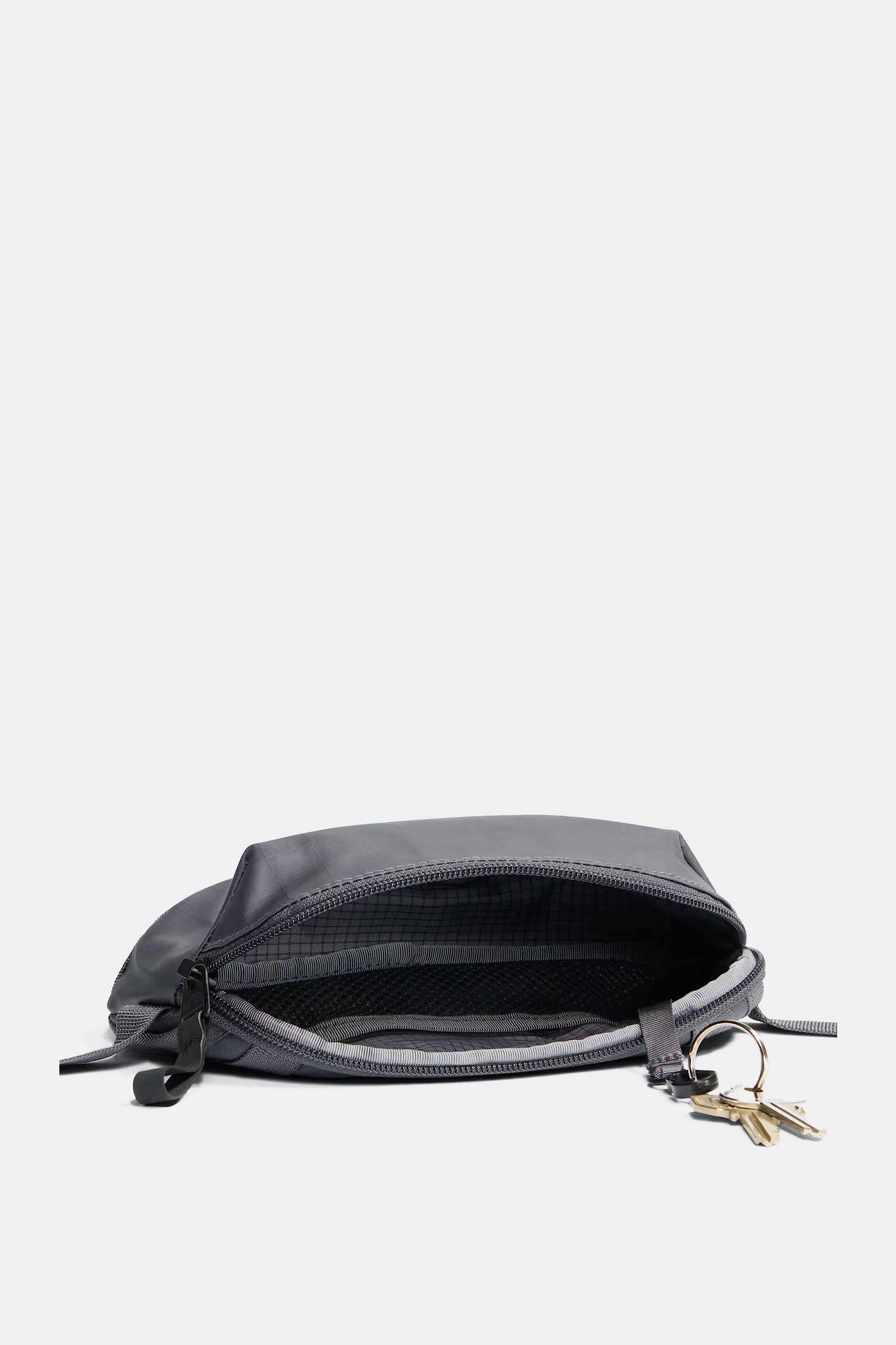 Base Camp Voyager Pro Travel Pouch