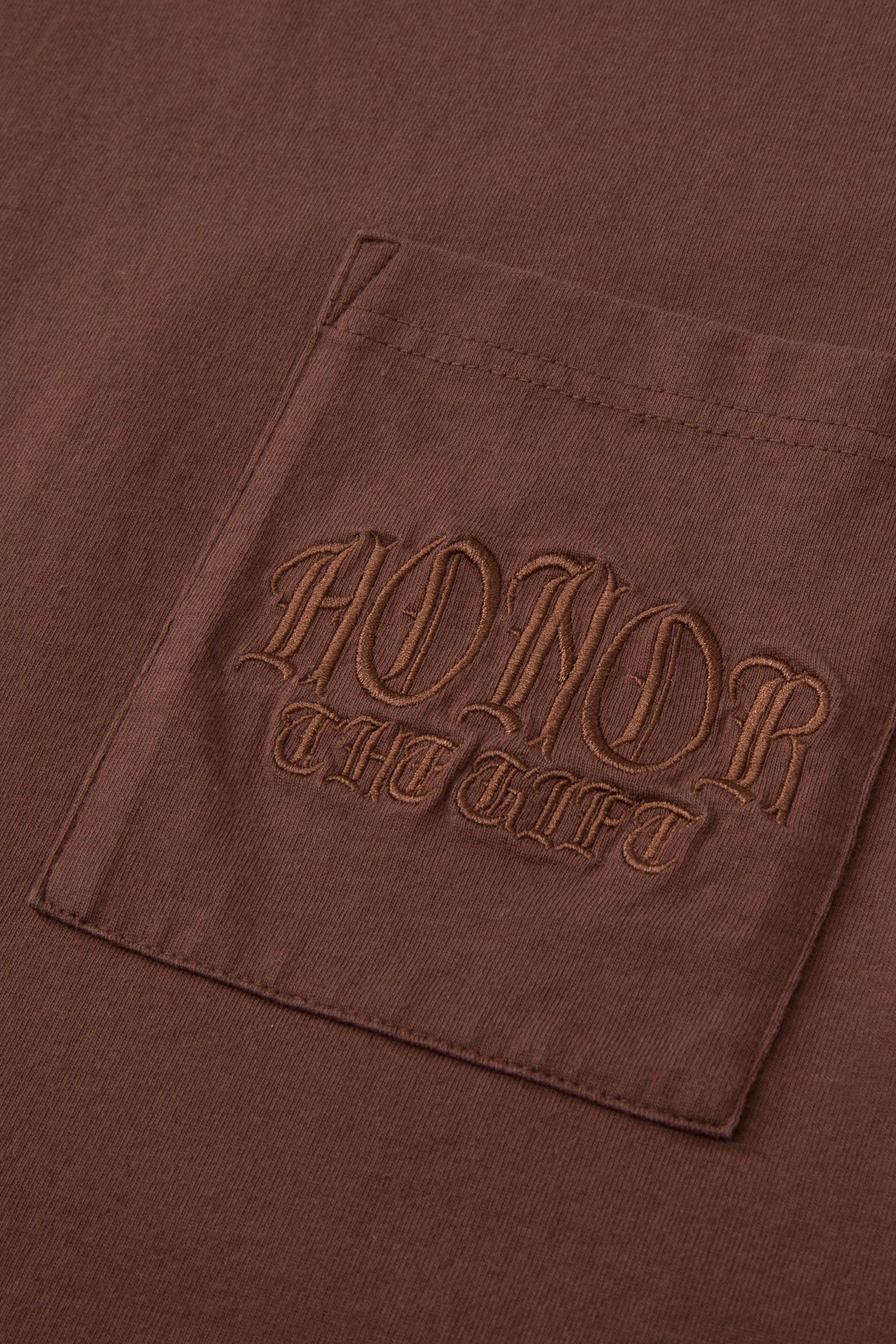 EMBROIDERED POCKET TEE