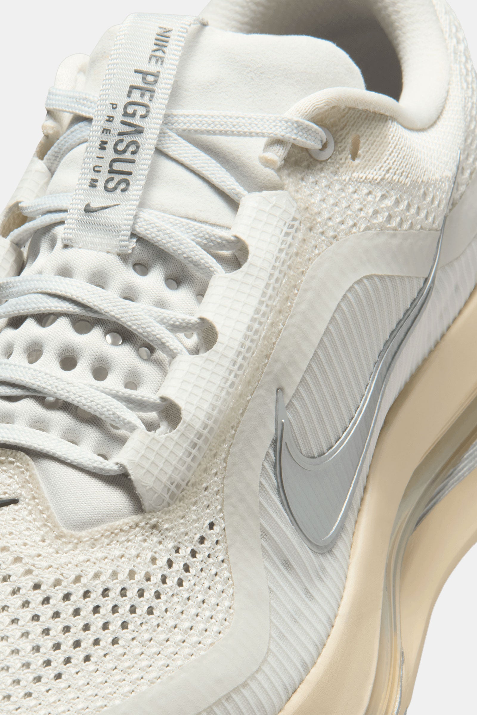 Nike Pegasus Premium