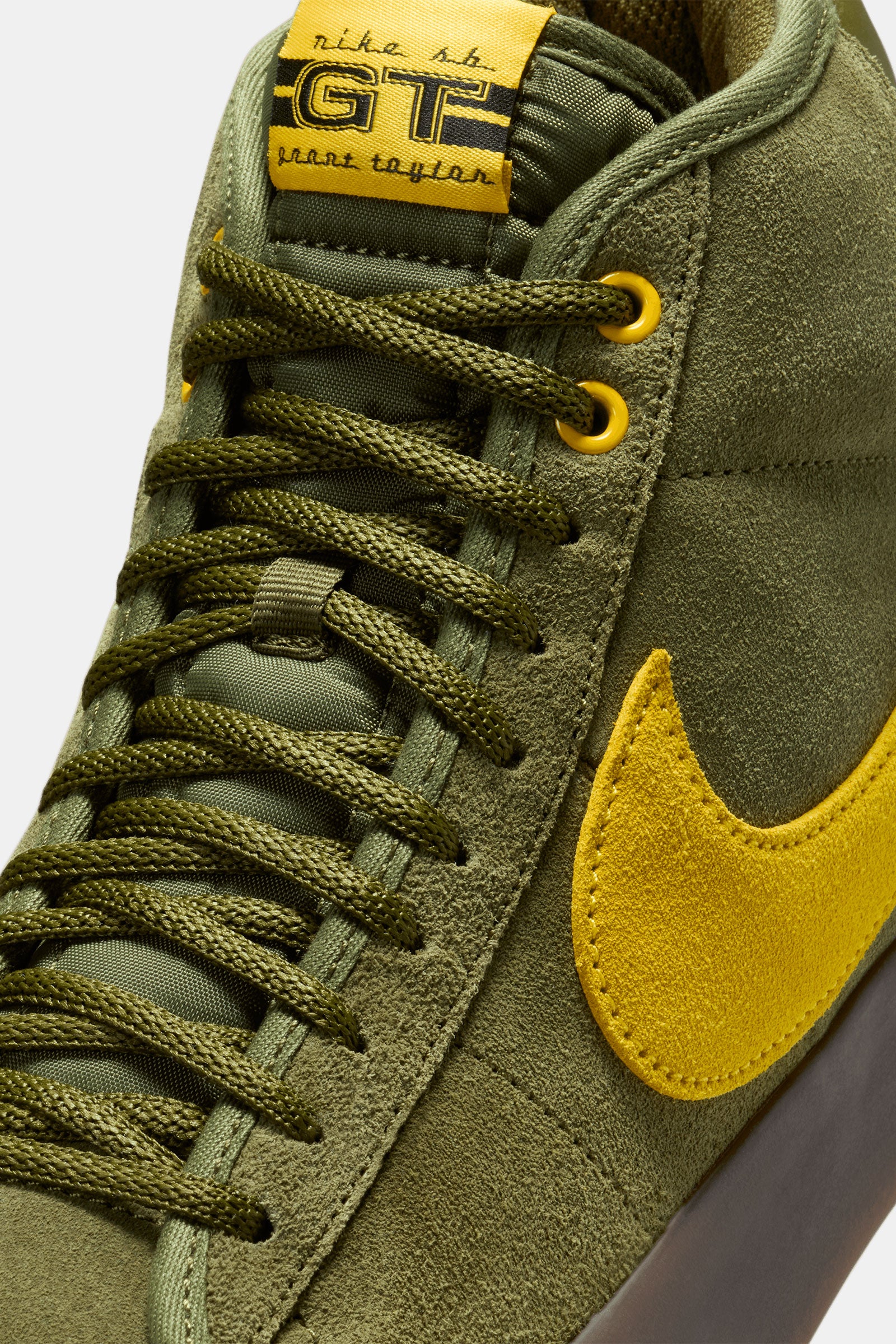 Nike SB Zoom Blazer Mid x Antihero