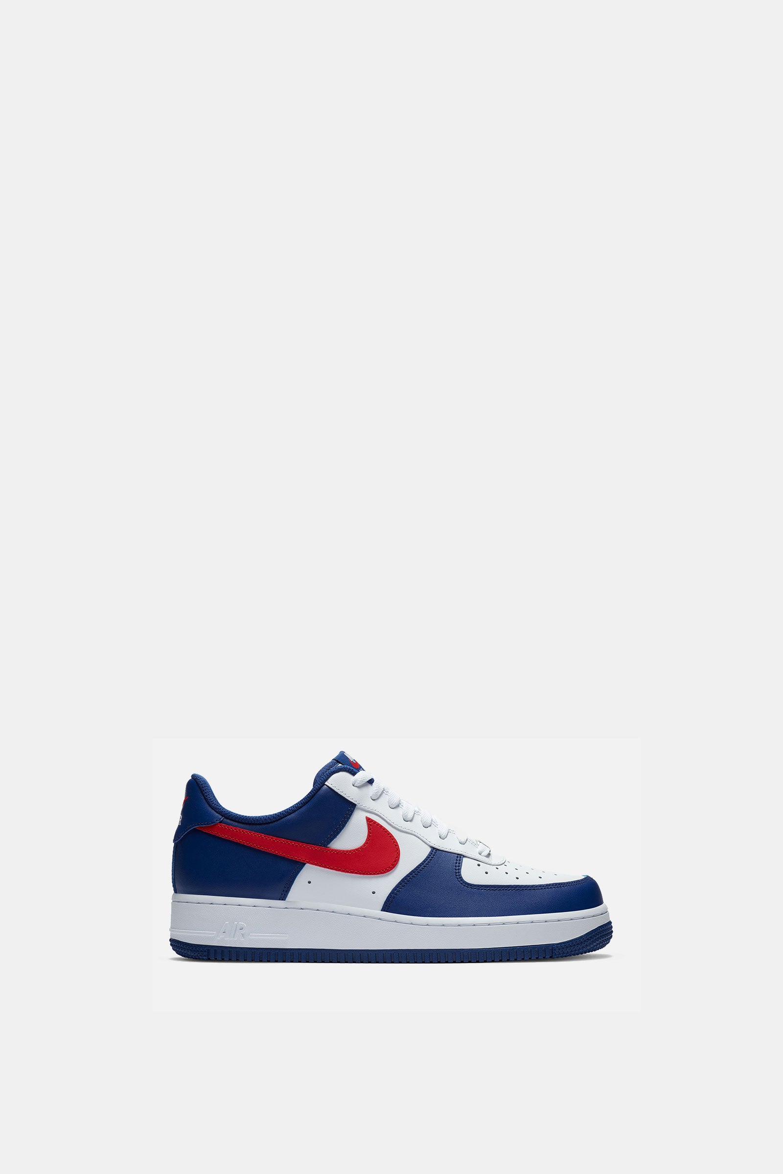 NIKE AIR FORCE 1 '07