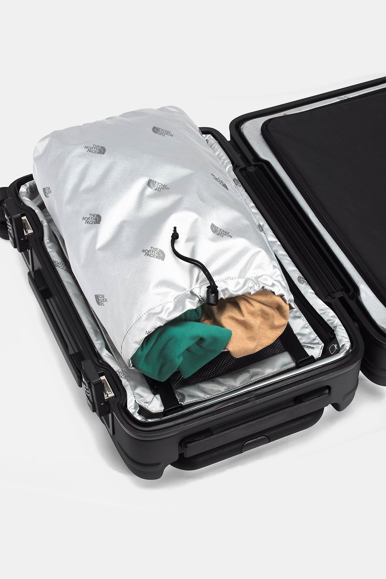 ALL WEATHER 4-WHEELER 22"