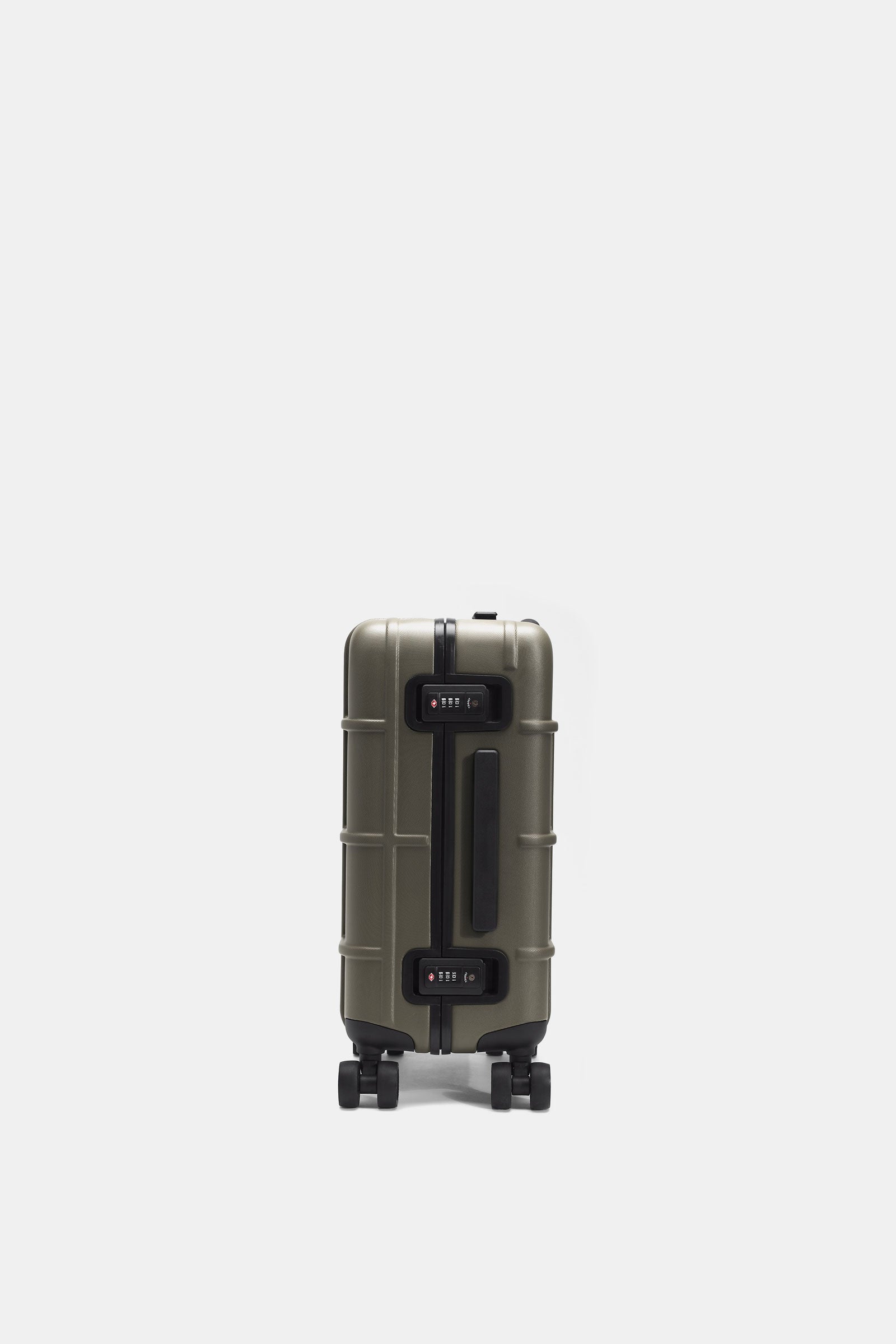 ALL WEATHER 4-WHEELER 22"