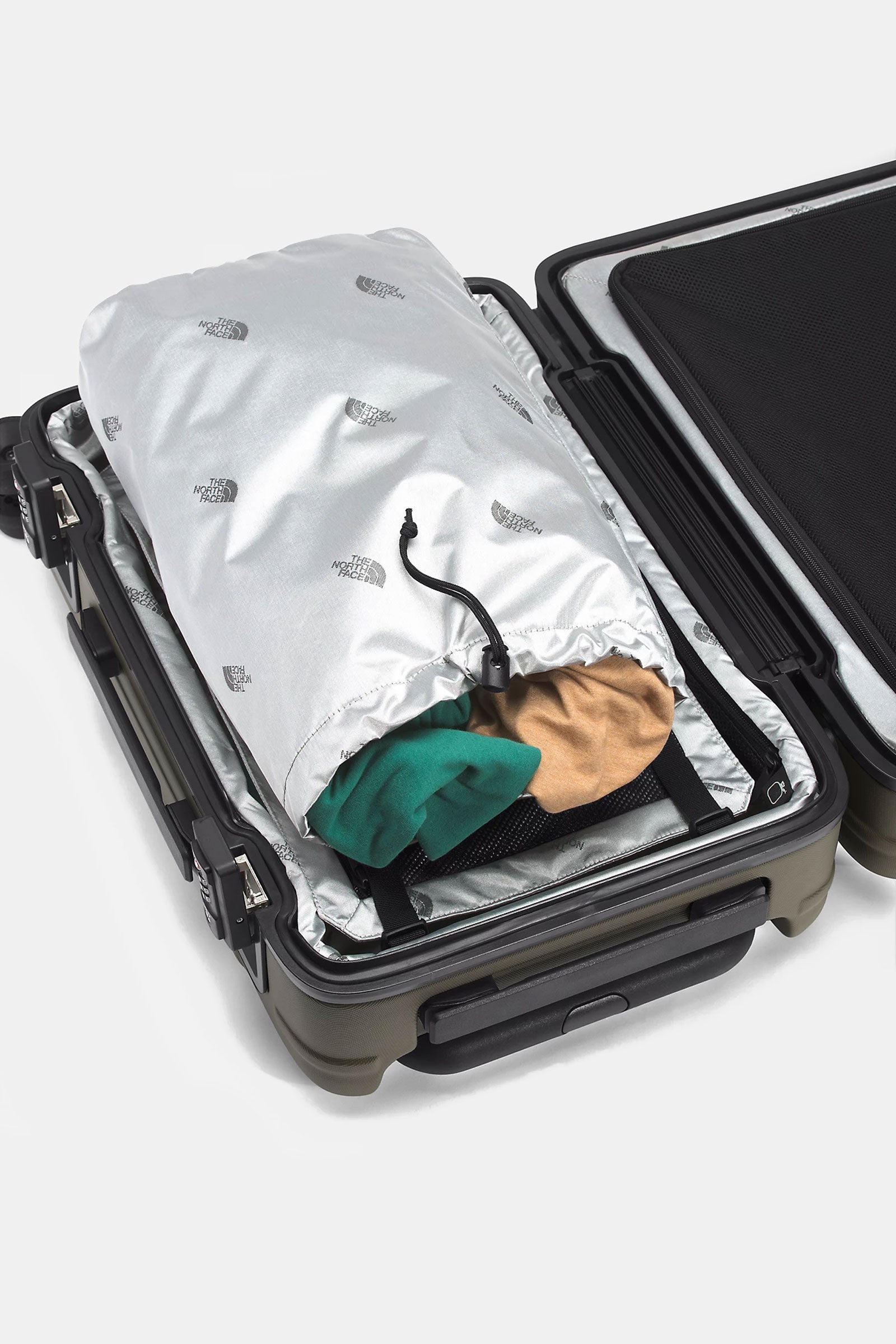 ALL WEATHER 4-WHEELER 22"