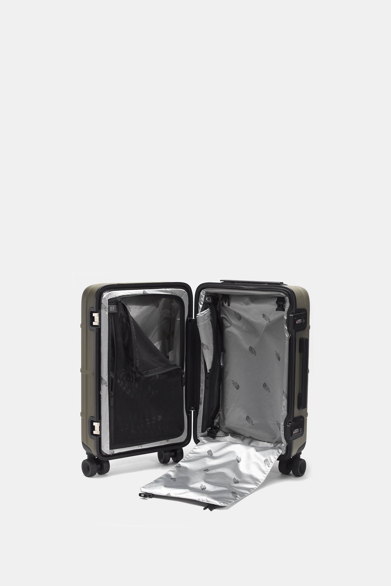 ALL WEATHER 4-WHEELER 22"