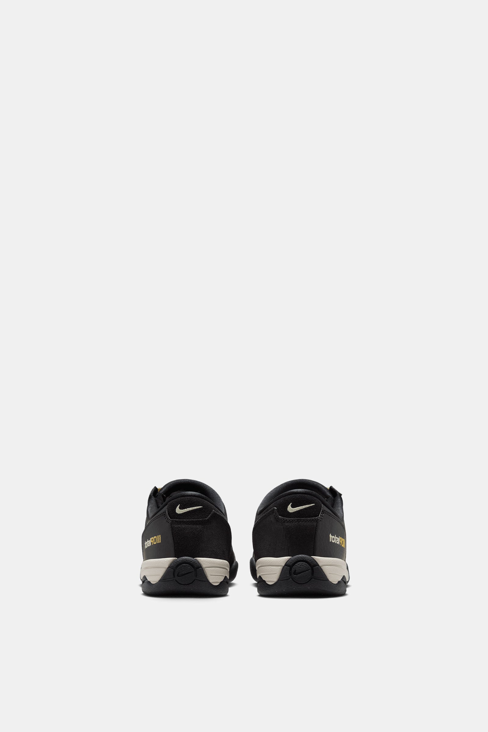 Nike Total 90