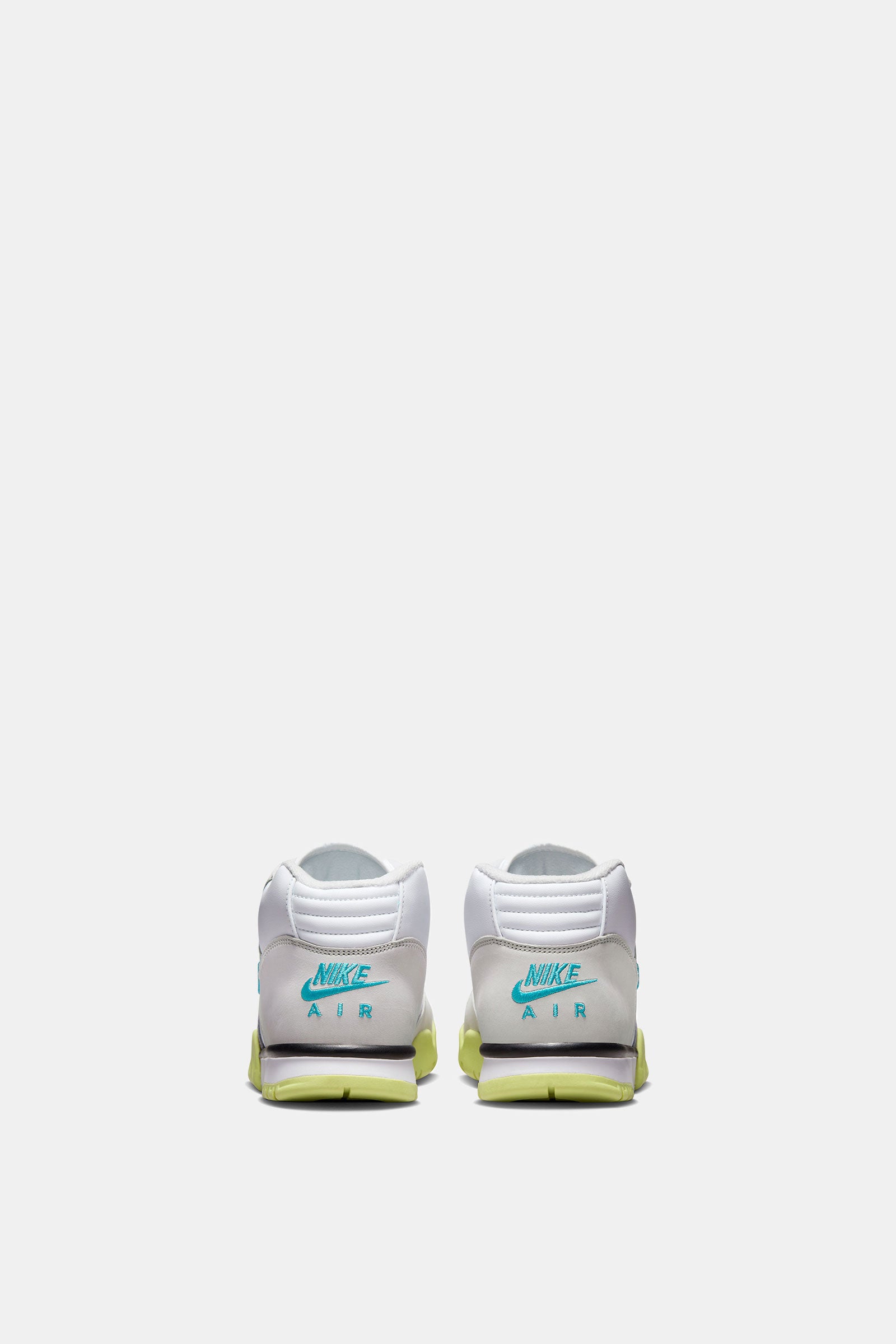 NIKE AIR TRAINER 1